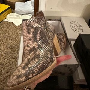 Lightly worn booties